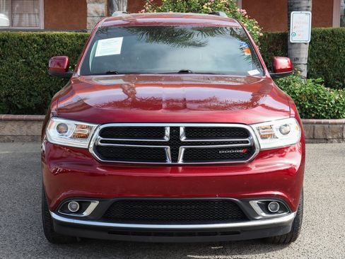 Used 2019 Dodge Durango SXT image 3