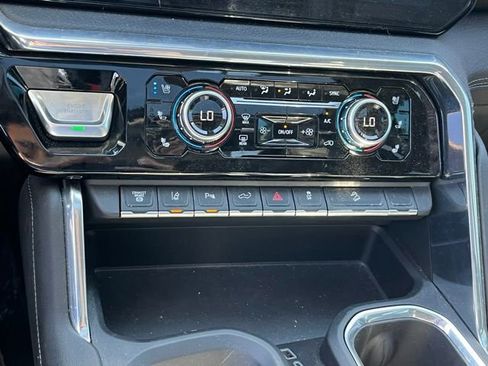 Used 2024 GMC Sierra 2500 Denali w/ Denali Reserve Package image 26