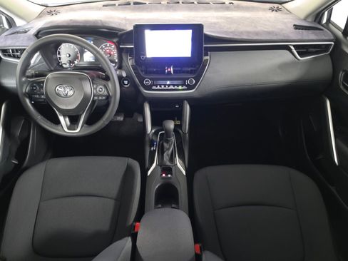 Used 2023 Toyota Corolla Cross LE image 28