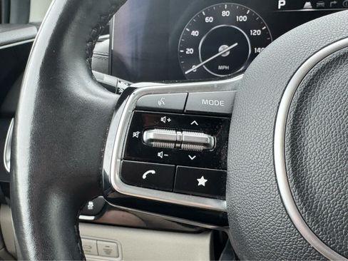 Used 2022 Kia Carnival SX Prestige FWD image 14