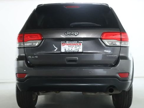 Used 2015 Jeep Grand Cherokee Laredo w/ Quick Order Package 23E AWD/4WD image 40