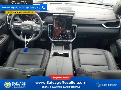 Used 2025 GMC Acadia Elevation w/ Elevation Premium Package FWD image 11
