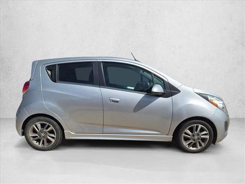 Used 2015 Chevrolet Spark LT FWD image 4