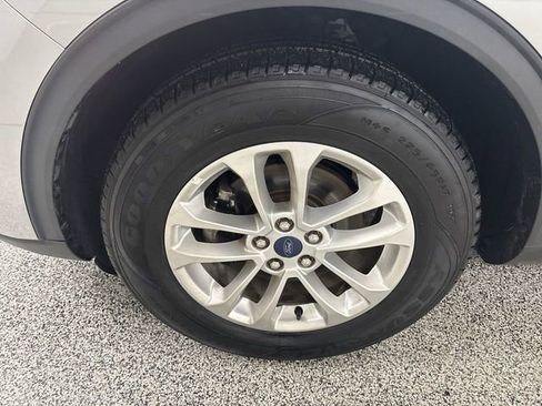 Used 2022 Ford Escape SE image 15