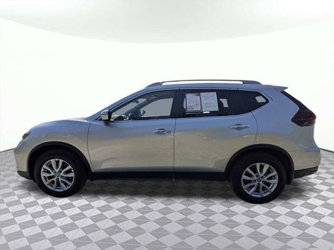 Used 2019 Nissan Rogue S w/ Special Edition Package FWD image 6