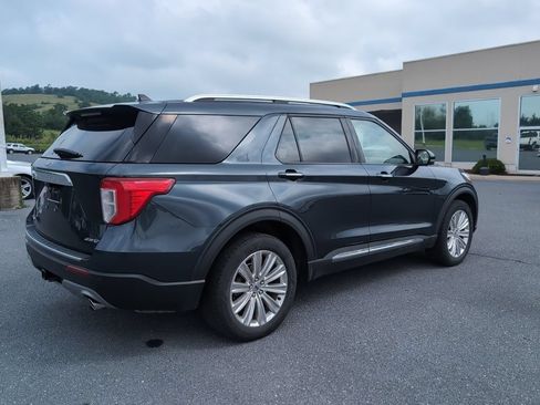 Used 2022 Ford Explorer Limited w/ Equipment Group 301A AWD/4WD image 5