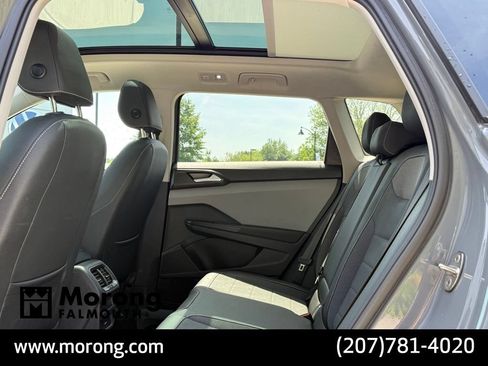 Used 2023 Volkswagen Taos SE w/ Panoramic Sunroof Package AWD/4WD image 22