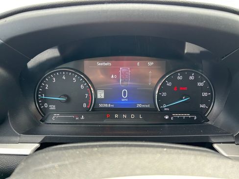 Used 2022 Ford Explorer XLT w/ Equipment Group 202A AWD/4WD image 20