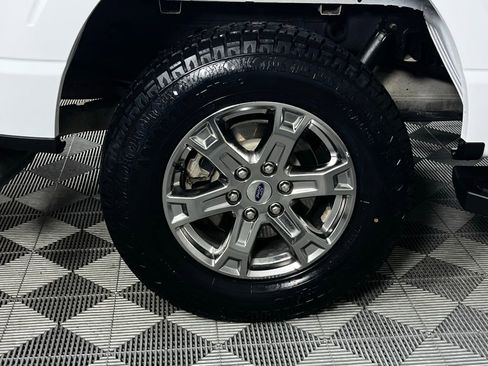 Used 2023 Ford F150 Lariat image 12