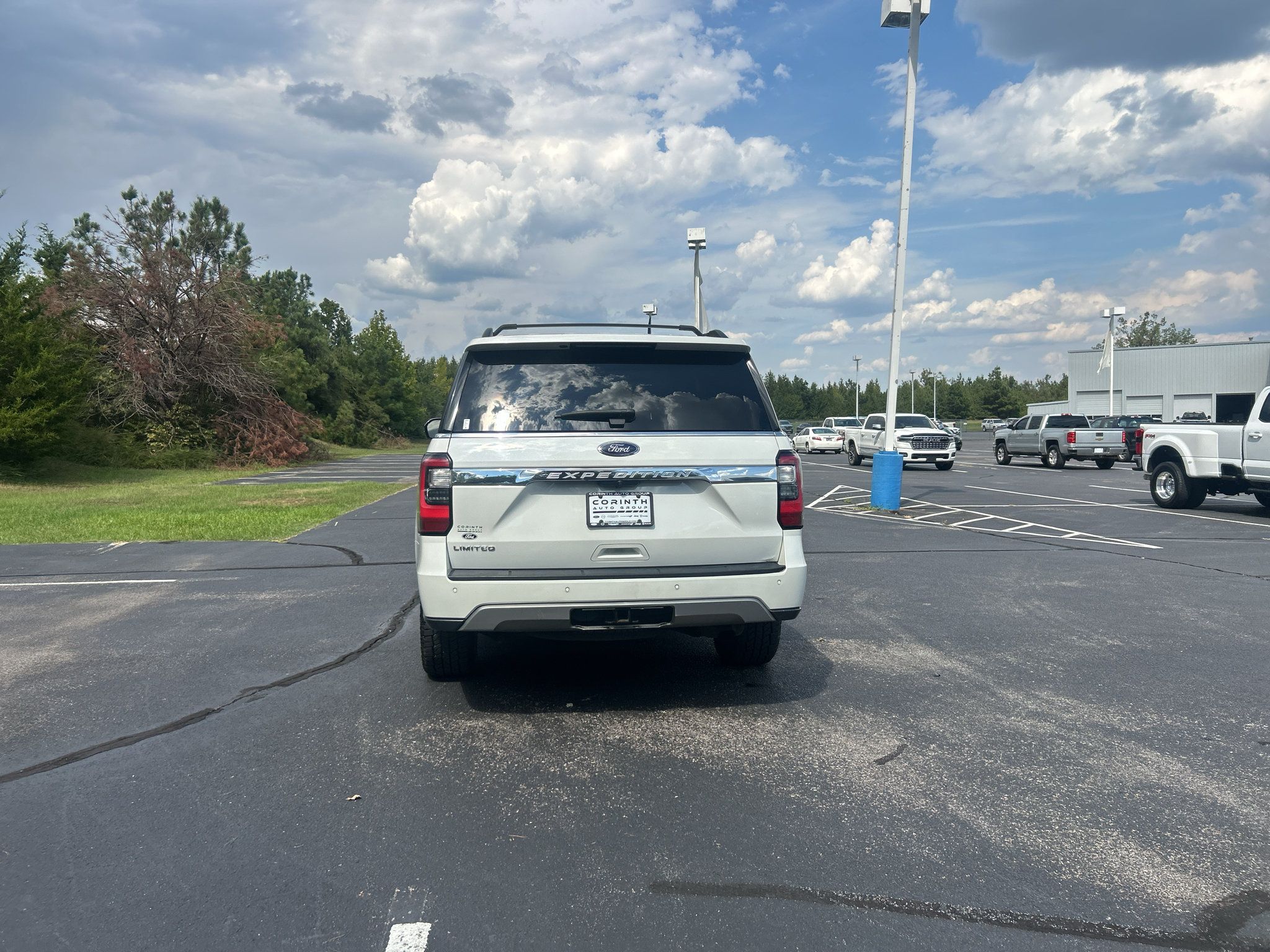 Used 2021 Ford Expedition Limited RWD image 6