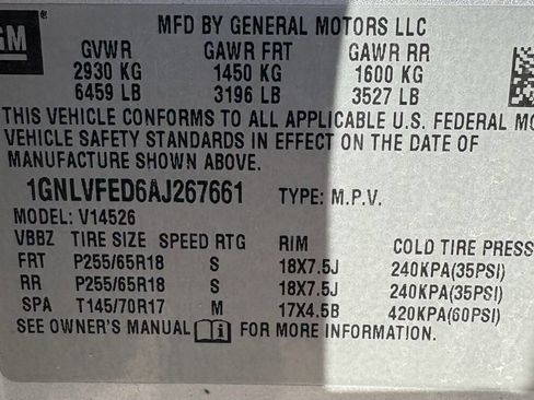 Used 2010 Chevrolet Traverse LT image 10