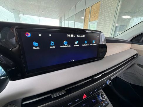 Certified 2024 Hyundai Palisade Limited AWD/4WD image 28