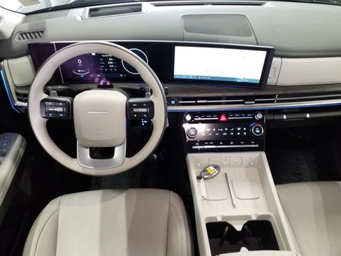 Certified 2026 Hyundai Santa Fe Calligraphy w/ Tow & Go Package image 3