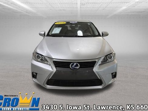 Used 2015 Lexus CT 200h w/ Navigation Package FWD image 1