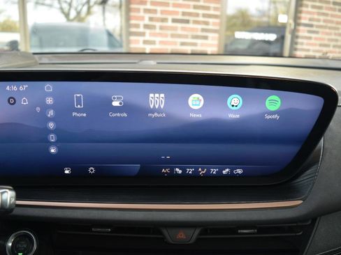 Used 2024 Buick Envision Sport Touring image 21