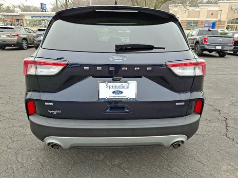 Used 2021 Ford Escape SE image 5