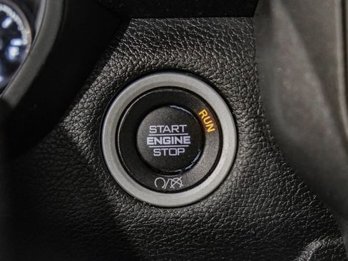 Used 2020 RAM 3500 Tradesman image 20