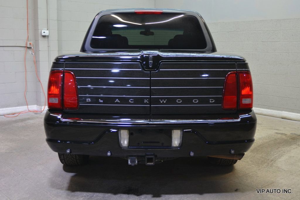 Used 2002 Lincoln Blackwood RWD image 6