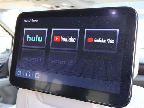 Used 2024 GMC Yukon XL Denali w/ Advanced Technology Package AWD/4WD image 22
