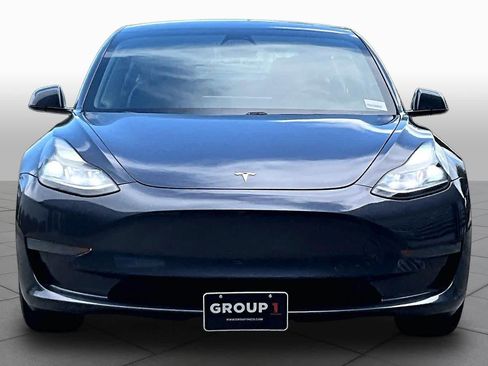 Used 2021 Tesla Model 3 Standard Range Plus RWD image 3