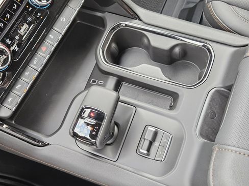 New 2026 GMC Sierra 1500 AT4 w/ AT4 Premium Package AWD/4WD image 15