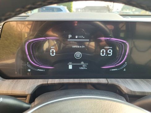 Used 2025 Kia Telluride EX image 28