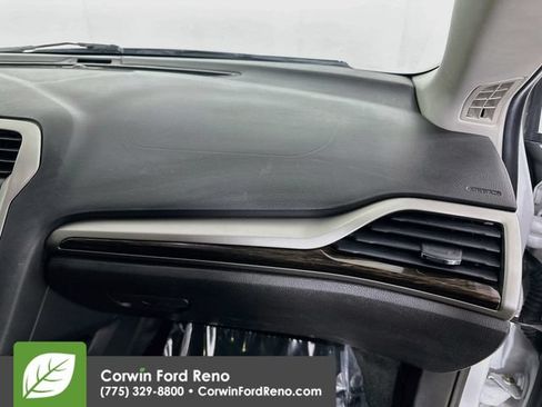 Used 2016 Ford Fusion SE w/ Equipment Group 202A AWD/4WD image 28