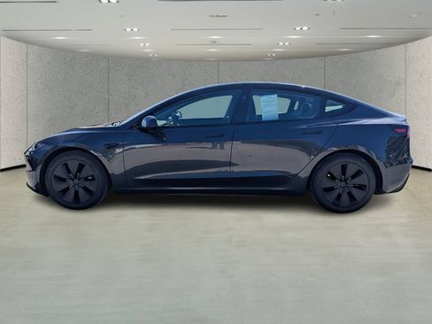 Used 2024 Tesla Model 3 Long Range AWD/4WD image 7