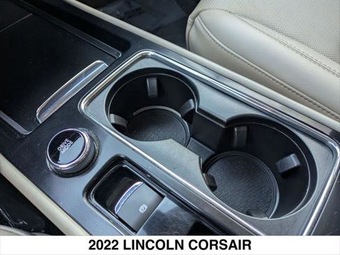Used 2022 Lincoln Corsair FWD w/ Premium Package image 20