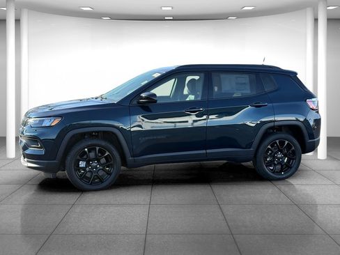 New 2026 Jeep Compass Latitude AWD/4WD image 4