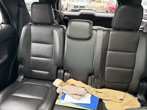 Used 2015 Ford Explorer XLT w/ Equipment Group 202A image 10