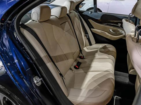 Used 2018 Mercedes-Benz E 300 image 36