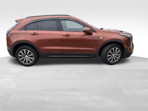Used 2019 Cadillac XT4 Sport w/ Cold Weather Package AWD/4WD image 5