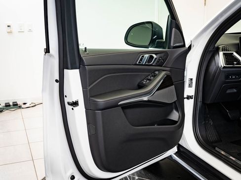 New 2026 BMW X5 xDrive40i image 25