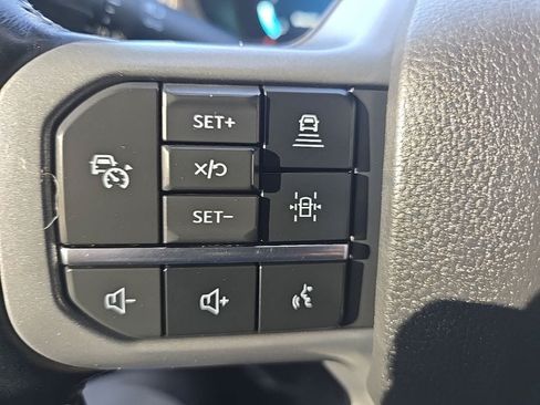 Used 2023 Ford F350 Lariat w/ Sport Appearance Package AWD/4WD image 15