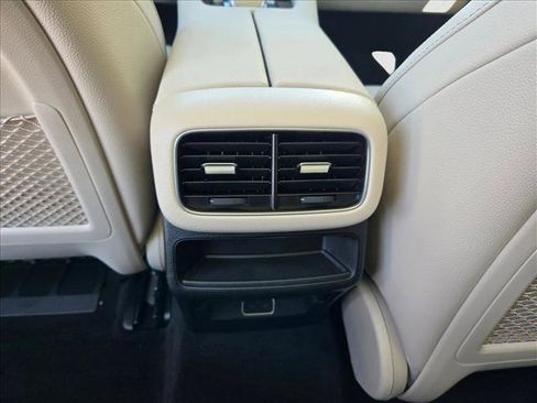 New 2026 Mercedes-Benz GLE 450 4MATIC image 13