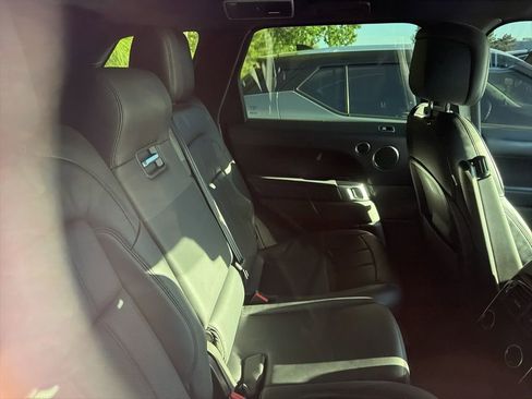 Used 2019 Land Rover Range Rover Sport Supercharged image 4