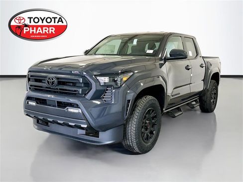Used 2026 Toyota Tacoma TRD Sport image 1