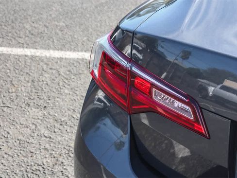Used 2016 Acura ILX image 8