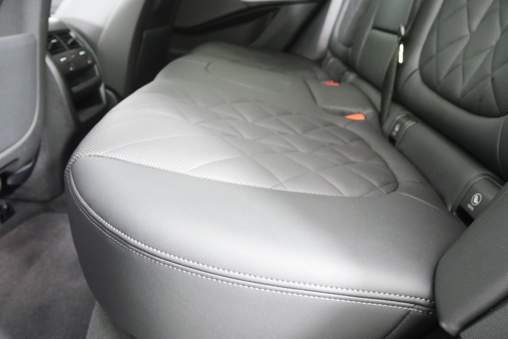 Certified 2024 BMW X5 sDrive40i w/ Premium Package RWD image 15
