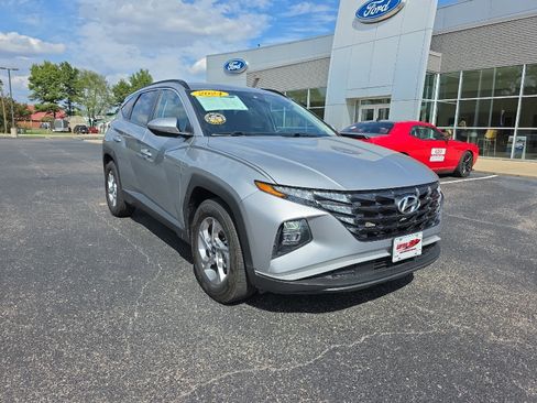 Used 2024 Hyundai Tucson SEL FWD image 3