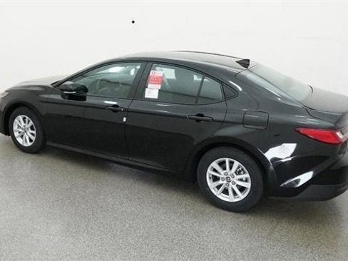 New 2026 Toyota Camry LE image 37