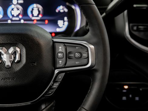 Used 2025 RAM 2500 Laramie image 39