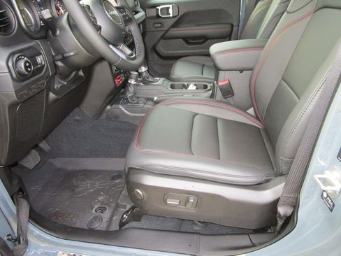 New 2026 Jeep Gladiator Rubicon image 26