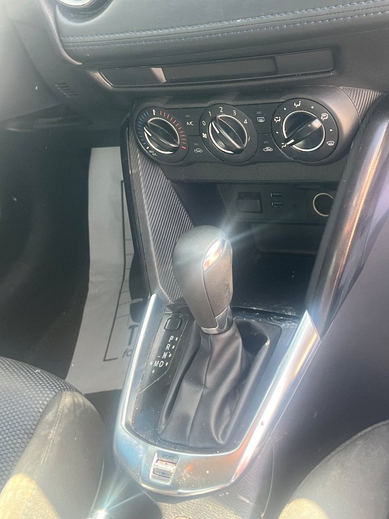 Used 2018 Toyota Yaris iA FWD image 8