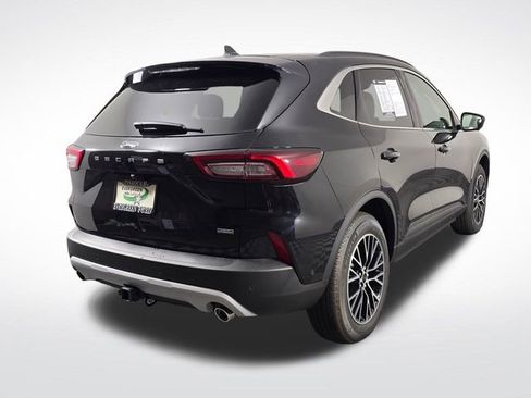 Used 2024 Ford Escape Base w/ PHEV Premium Package image 7