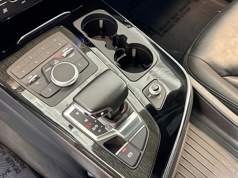 Used 2017 Audi Q7 3.0T Premium image 15