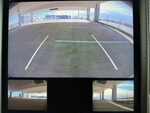 Used 2018 Tesla Model X 100D image 24