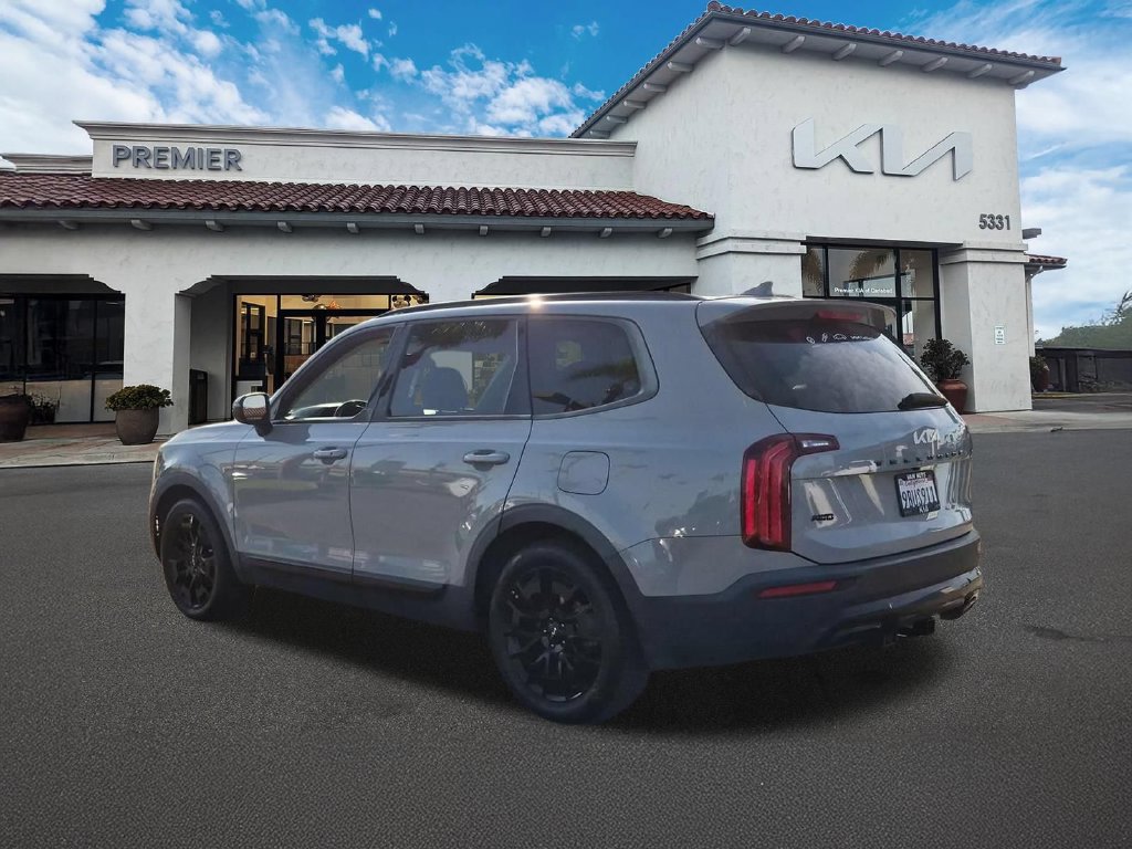 Certified 2022 Kia Telluride EX w/ EX Premium Package AWD/4WD image 6