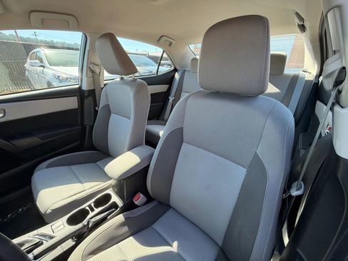 Used 2017 Toyota Corolla LE FWD image 24